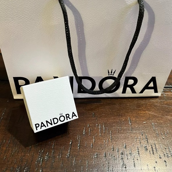 PANDORA Authentic Geometric Radiance 14K Gold Square Pandora Charm NIB 756207CZ - Picture 7 of 7